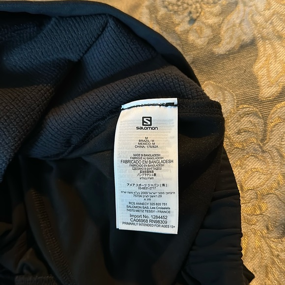 Men’s Salomon Wind Shield pants, size medium, zippered bottom cuffs. - Picture 9 of 9